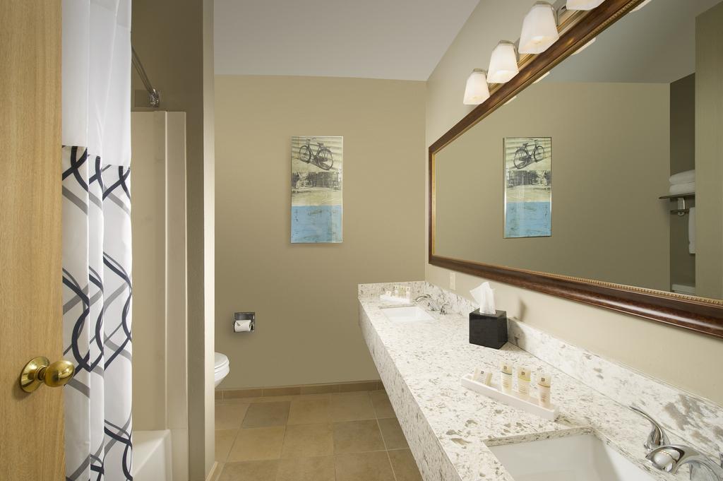 Redmond Inn Luaran gambar