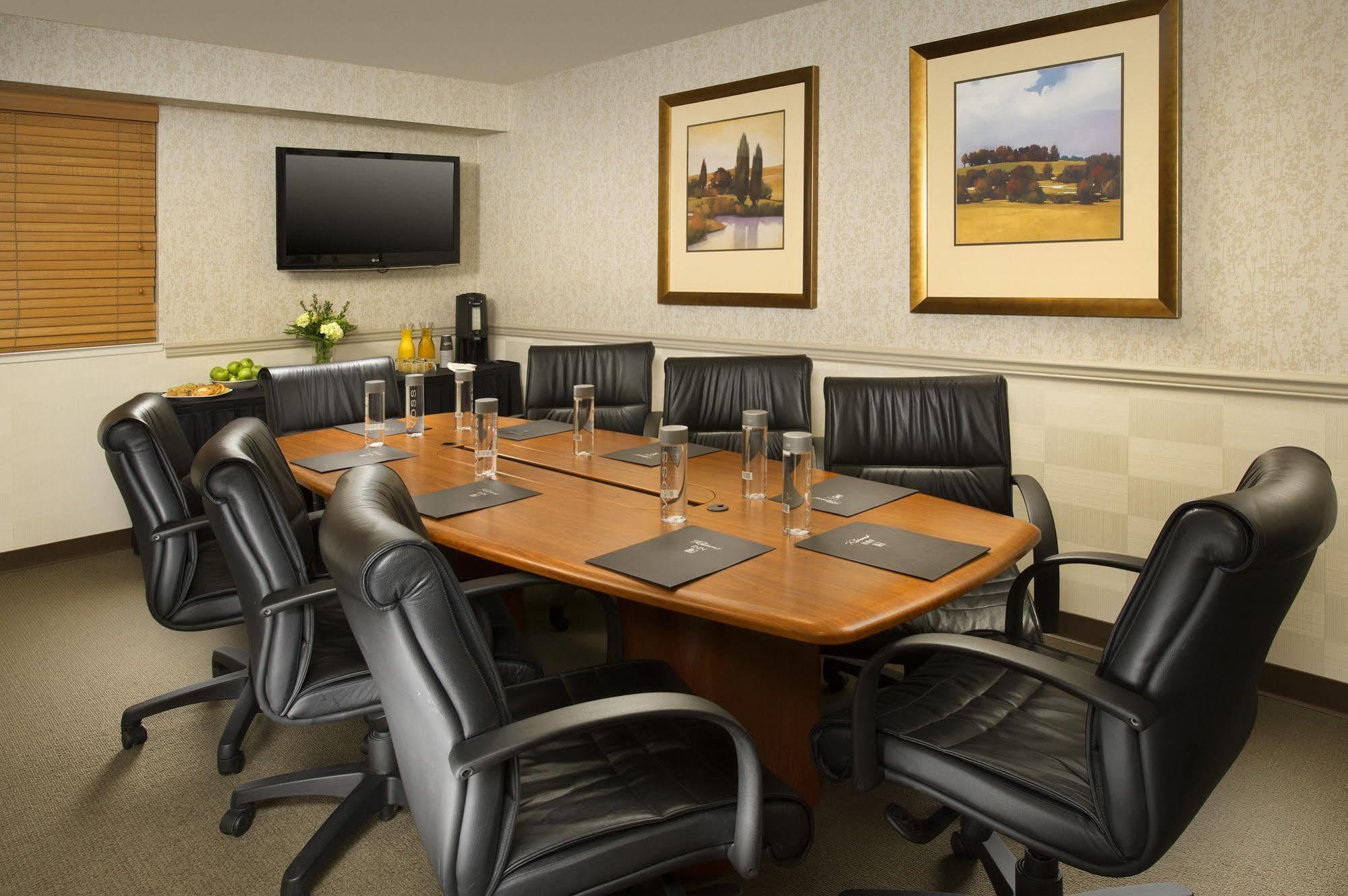 Redmond Inn Luaran gambar